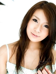 Get ready to examine hot pics of Rinka Aiuchi