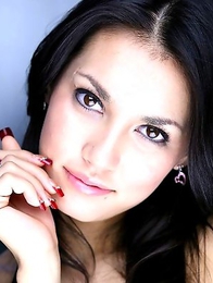 Maria Ozawa teasing in mini skirt