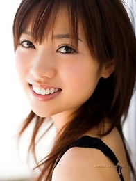 Slender actress Haruka Itoh is posing nude for a first time