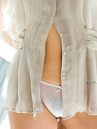 Akari Asahina loves getting naked in front of cameras