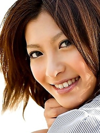 Delightful and spicy curves of an Asian model Yuki Asada