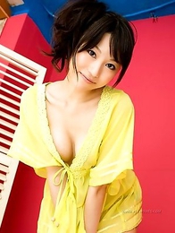 Airi Mikami loves demonstrating her ass and tits to viewers