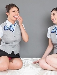 Uniformed beauties Reiko Kobayakawa and Ryu Enami worship each other's feet