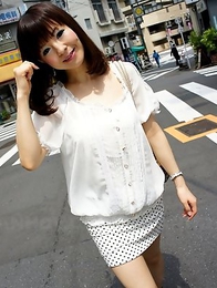 Hot wifey Ayu Kawashima shows off