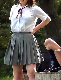 Japanese Piss Fetish Videos - Girls Pissing - School Girl Pissers