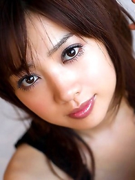 Haruka Itoh likes torturing her boobs with tenderness
