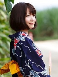 Sweet and innocent Japanese av idol Mayu Kamiya shows her amazing body wearing kimono