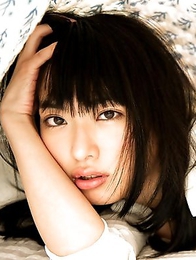 Skinny oriental beauty Alice Miyuki poses like a pro