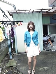 Juri Kitahara gives blowjob and rubs pussy