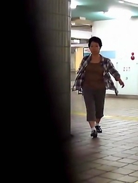 Japanese Piss Fetish Videos - Girls Pissing - Potty Break 6