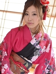 Yui Shiina opens her kimono and shows off her sexy tits
