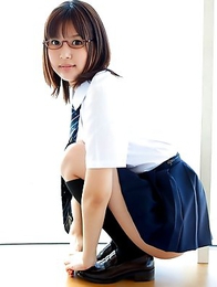 Enjoy checking out filthy tricks from Asian lady Tsukasa Aoi